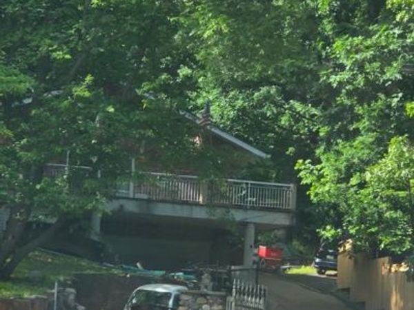 958 Route 208, HAWTHORNE, NJ 07506