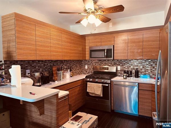 105 Newark Pompton Turnpike B24, Pequannock Township, NJ 07440