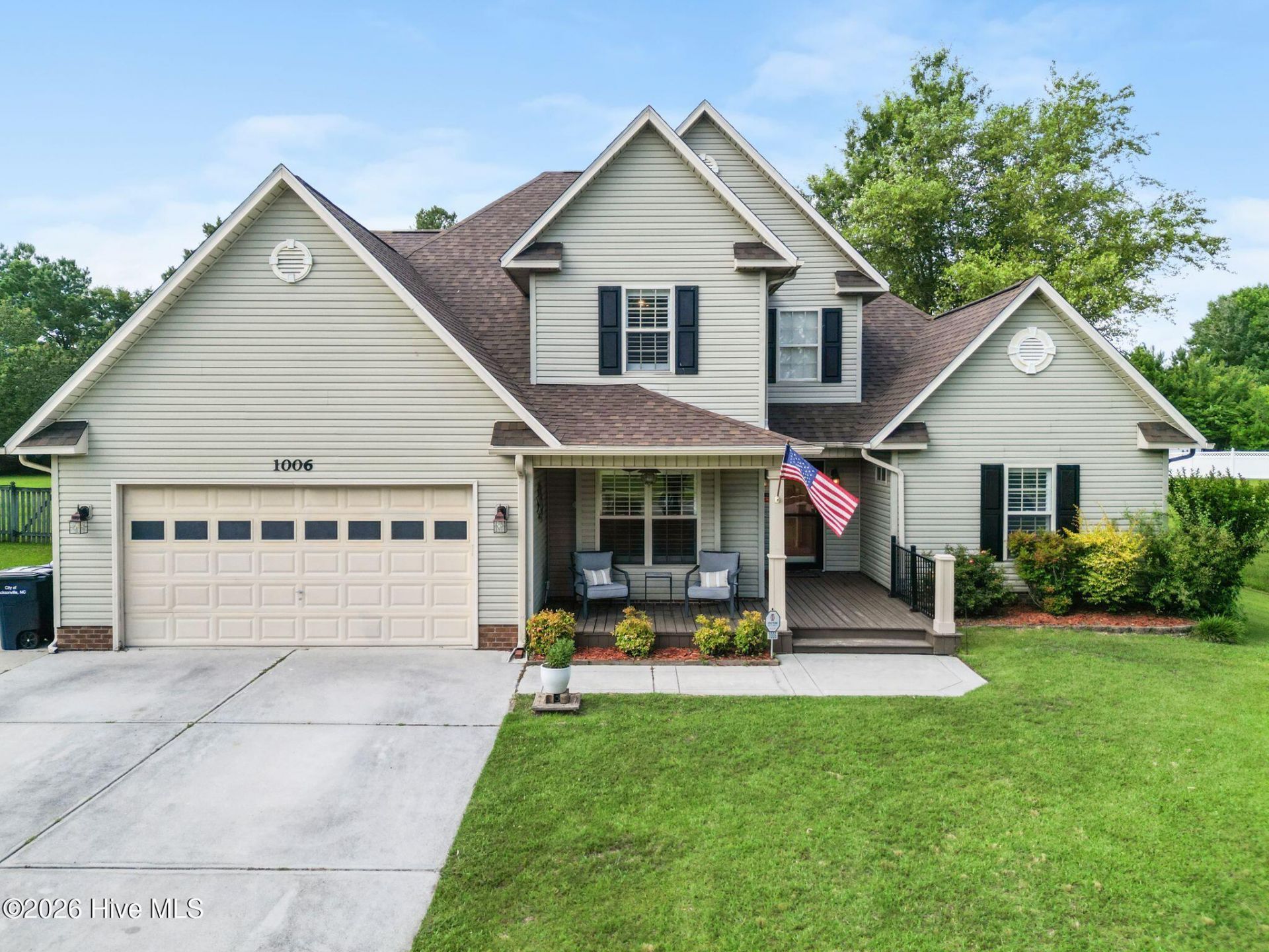 1006 N Commons Drive N, Jacksonville, NC 28546 Main Photo