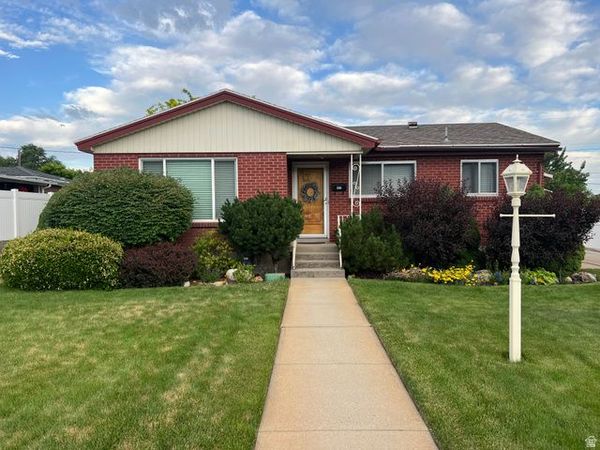941 N 170 E, Bountiful, UT 84010