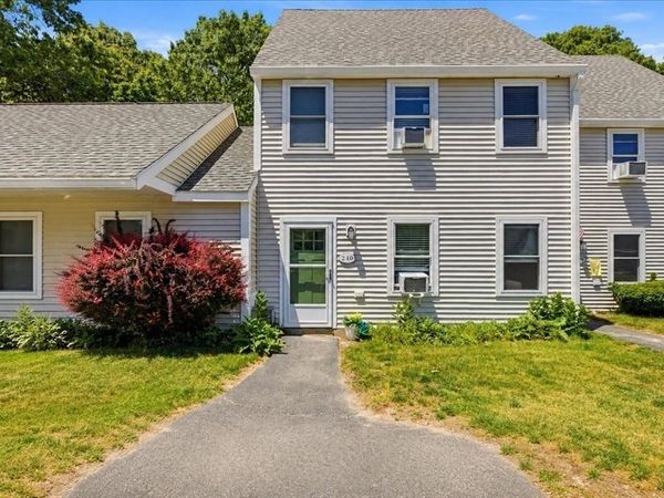 47 Old Colony Ln, Unit 240, Marshfield, MA 02050