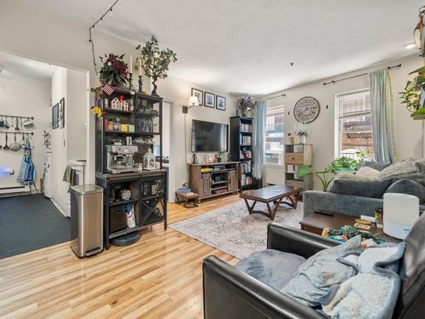 136 Prince, Unit 3, Boston, MA 02113