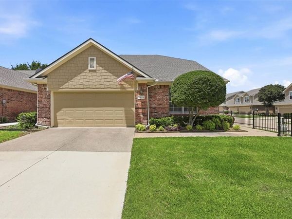 9825 Spire Lane, Plano, TX 75025