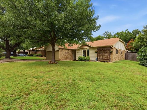 10164 Indian Mound Road, Fort Worth, TX 76108