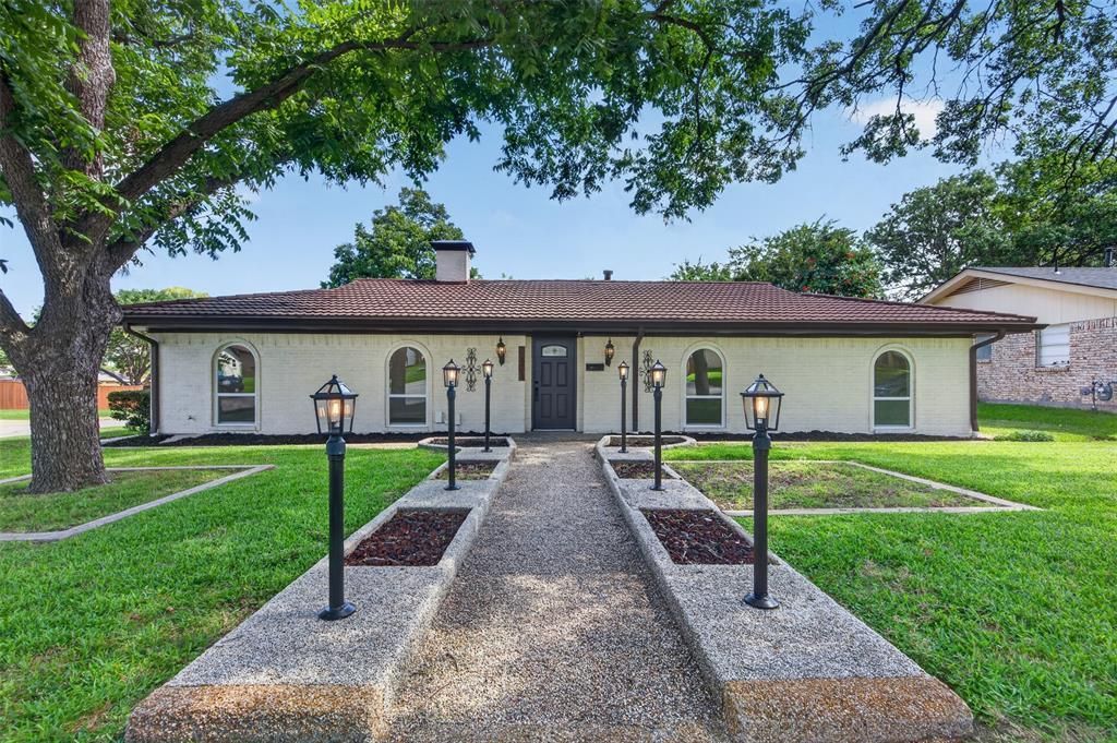 3401 Glenmont Drive, Fort Worth, TX 76133 Main Photo