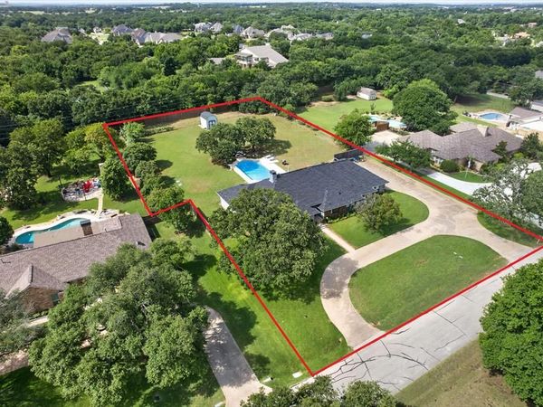 200 Cross Timbers Drive, Double Oak, TX 75077