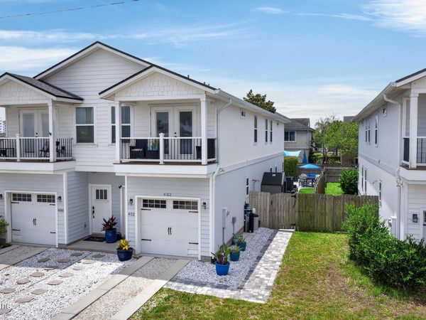 402 11TH Avenue S, Jacksonville Beach, FL 32250