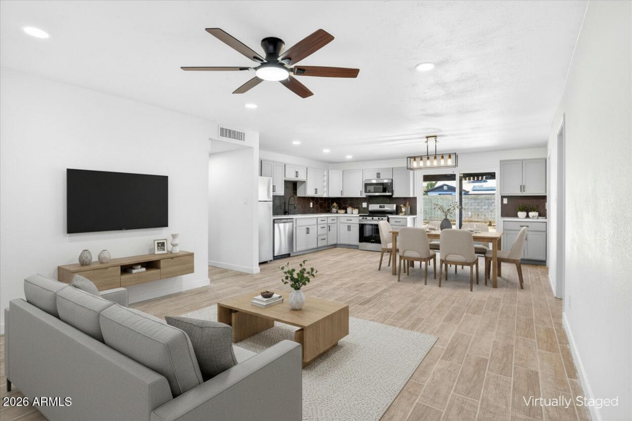 6624 W Columbus Avenue, Phoenix, AZ 85033 Main Photo