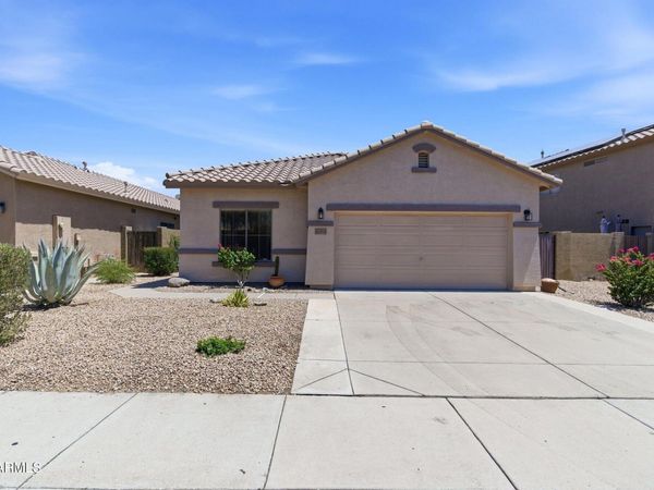 40809 N COURAGE Trail, Anthem, AZ 85086