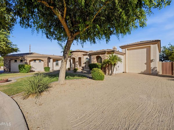 3559 E PEARL Circle, Mesa, AZ 85213
