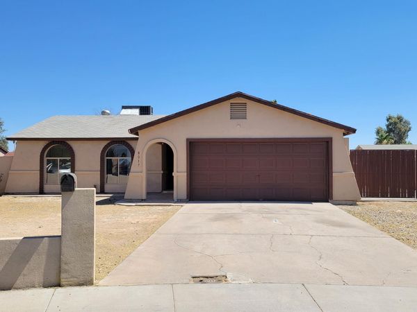 8017 W MEADOWBROOK Avenue, Phoenix, AZ 85033