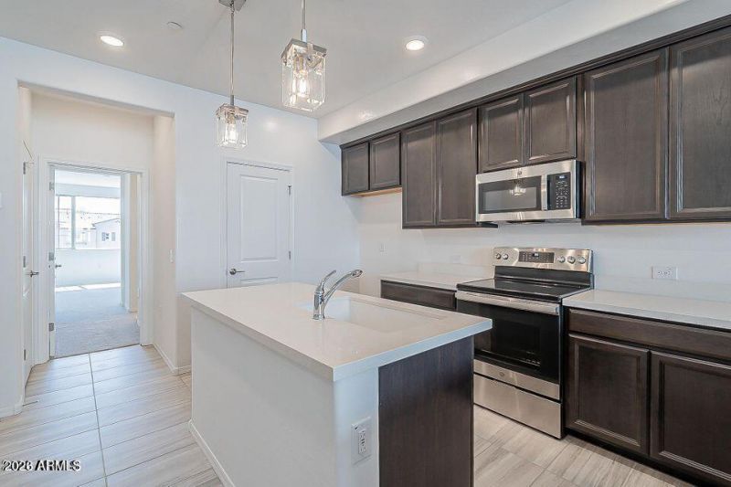 2669 S Peppertree Drive, Unit 106, Gilbert, AZ 85295 Main Photo