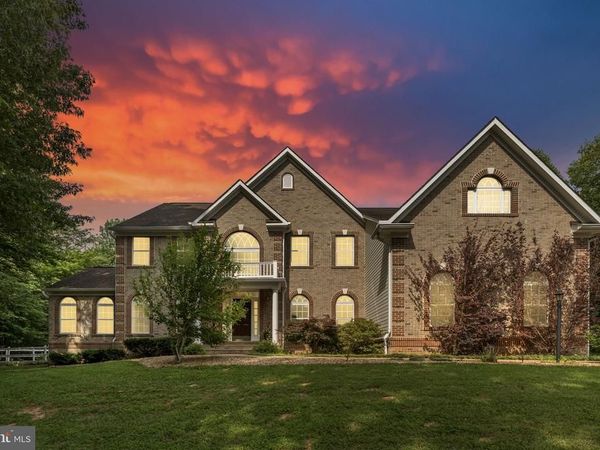 32 MILLS HOLLOW DRIVE , FREDERICKSBURG, VA 22406