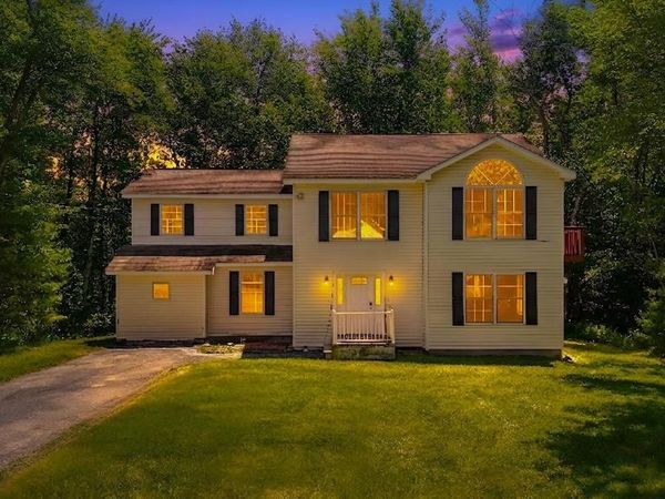 1229 FERN DRIVE, POCONO SUMMIT, PA 18346