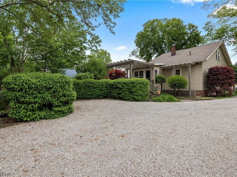 25947 Bagley Road , Olmsted Falls, OH 44138 Photo 40