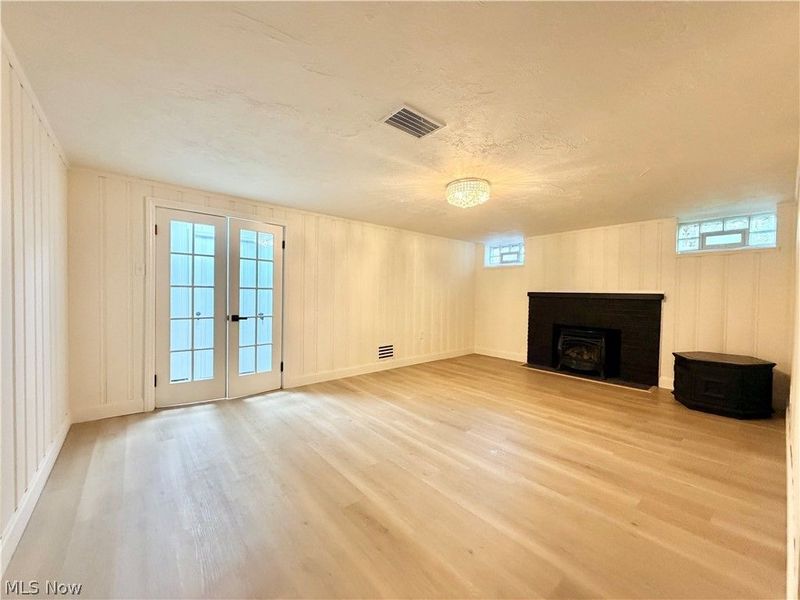 5751 Onaway Oval, Parma, OH 44130 Photo 19