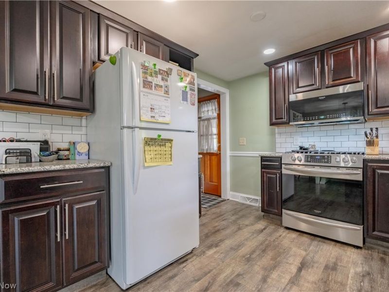 4154 Richmont Street SW, Navarre, OH 44662 Photo 11