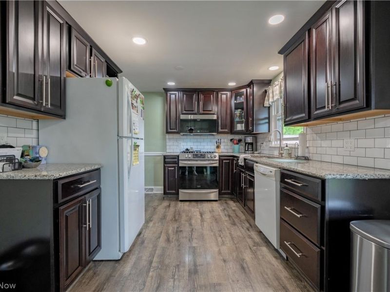 4154 Richmont Street SW, Navarre, OH 44662 Photo 13