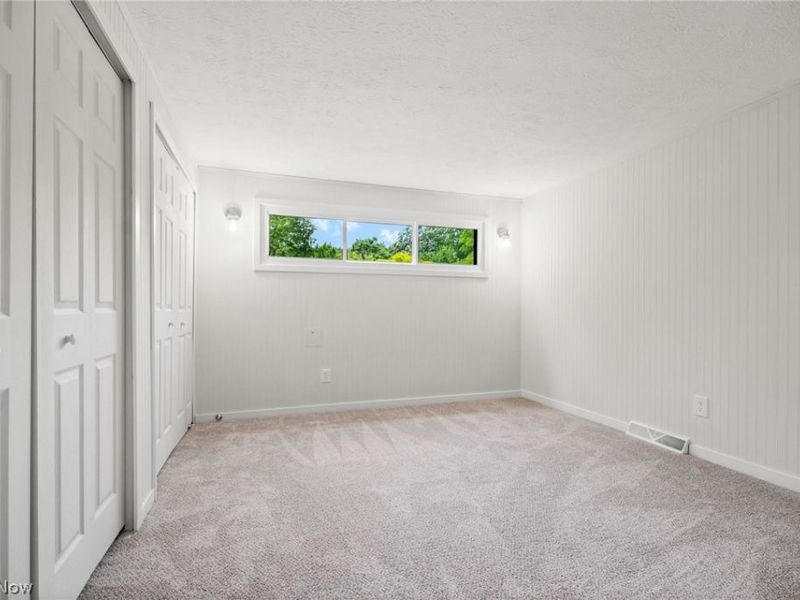 26745 Lake of the Falls Boulevard, Olmsted Falls, OH 44138 Photo 14