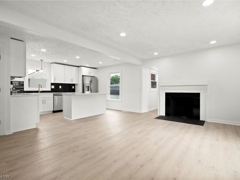 191 E Martin Street , Amherst, OH 44001 Photo 10