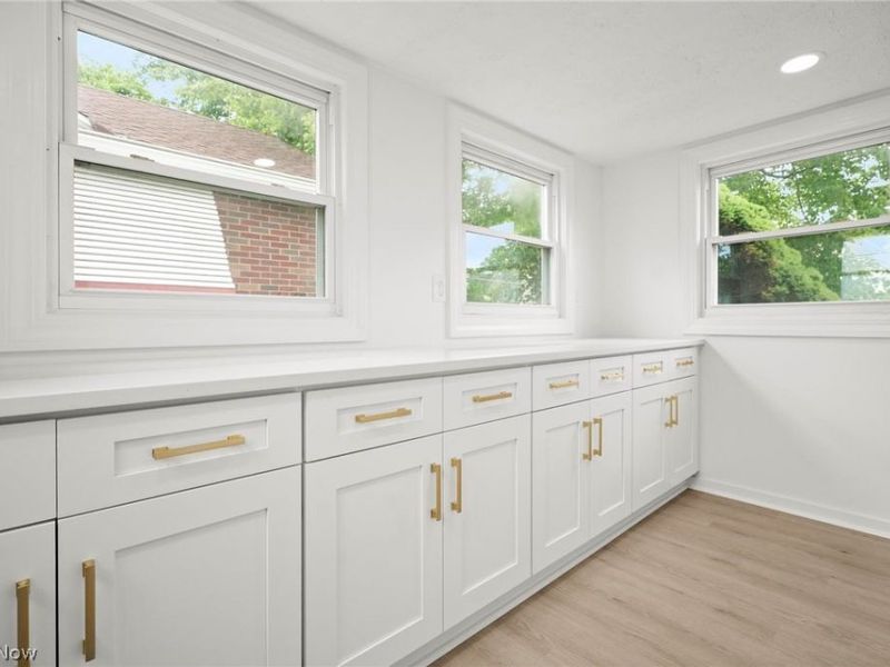 191 E Martin Street , Amherst, OH 44001 Photo 7