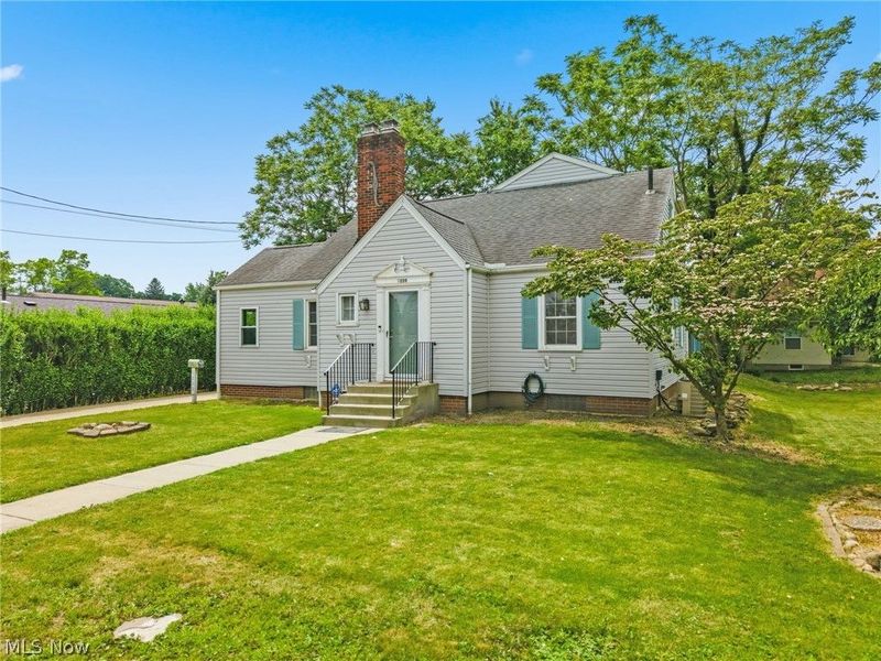 1220 28th Street NE, Canton, OH 44714 Photo 2