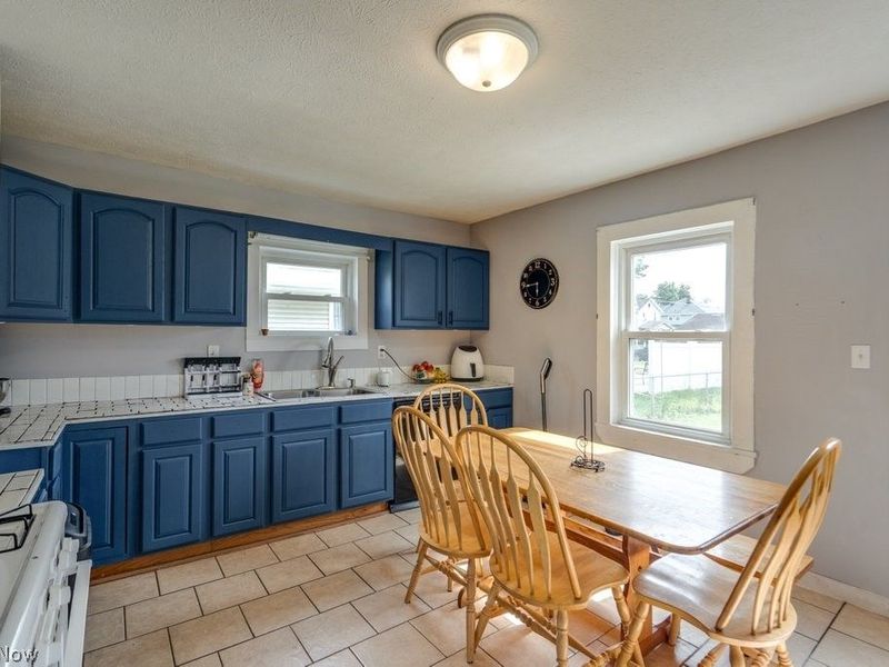 710 12th Street SW, Massillon, OH 44647 Photo 5