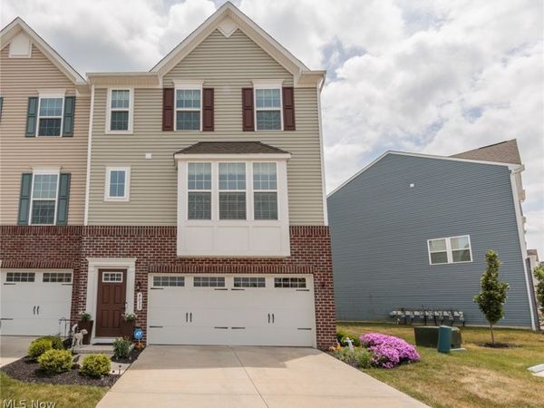 4033 N Steels Circle , Unit 31, Cuyahoga Falls, OH 44223
