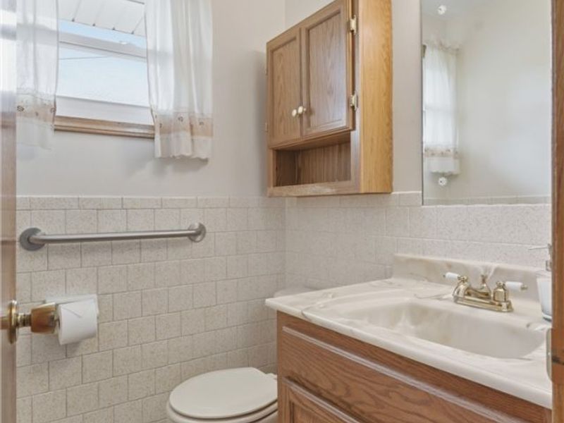 1708 Edmar Street , Louisville, OH 44641 Photo 20