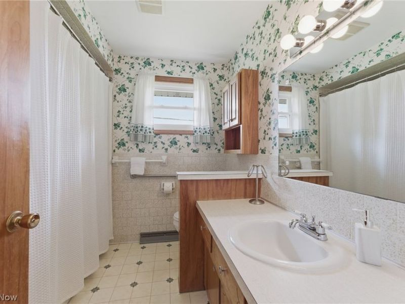 1708 Edmar Street , Louisville, OH 44641 Photo 28