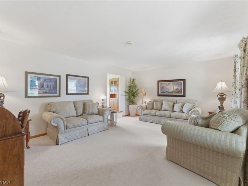 1708 Edmar Street , Louisville, OH 44641 Photo 8