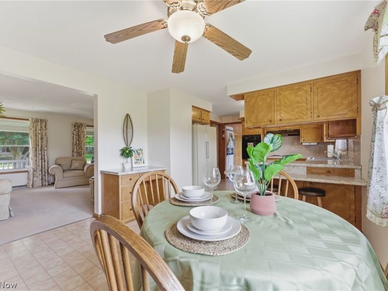 1708 Edmar Street , Louisville, OH 44641 Photo 9