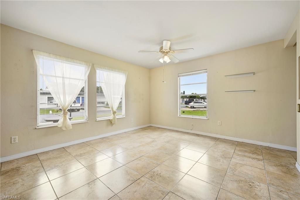 8 Tangerine Ct , Lehigh Acres, FL 33936 Photo