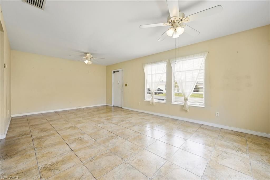 8 Tangerine Ct , Lehigh Acres, FL 33936 Photo