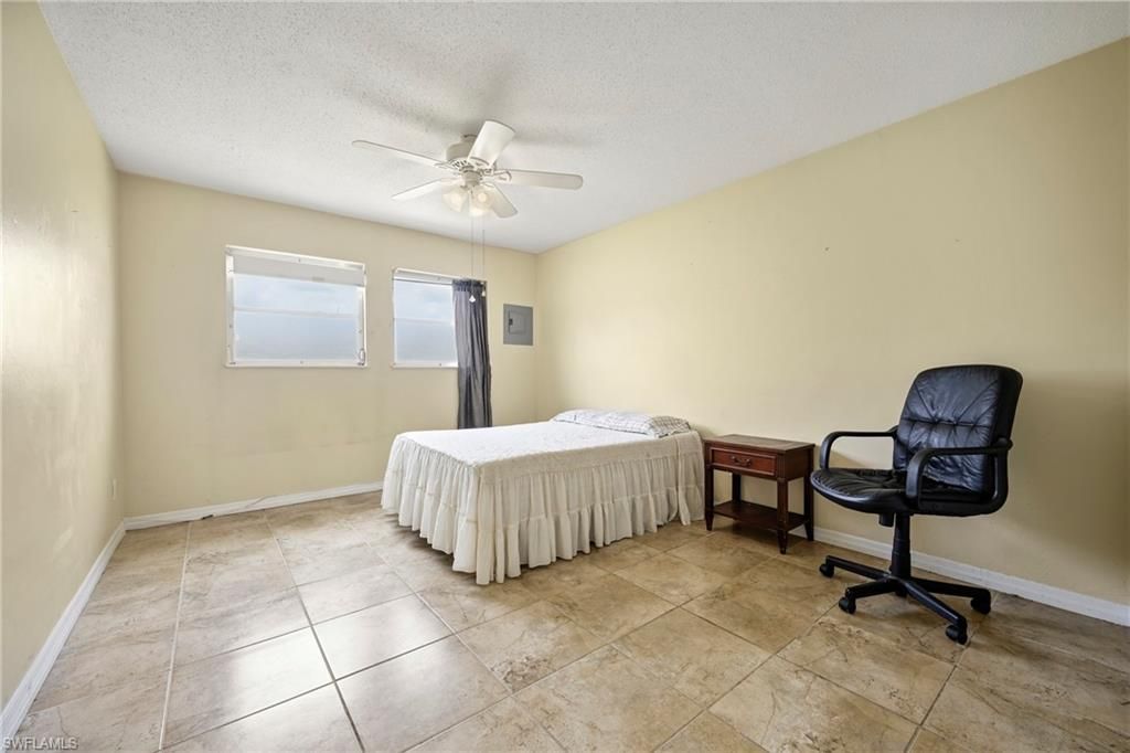 8 Tangerine Ct , Lehigh Acres, FL 33936 Photo