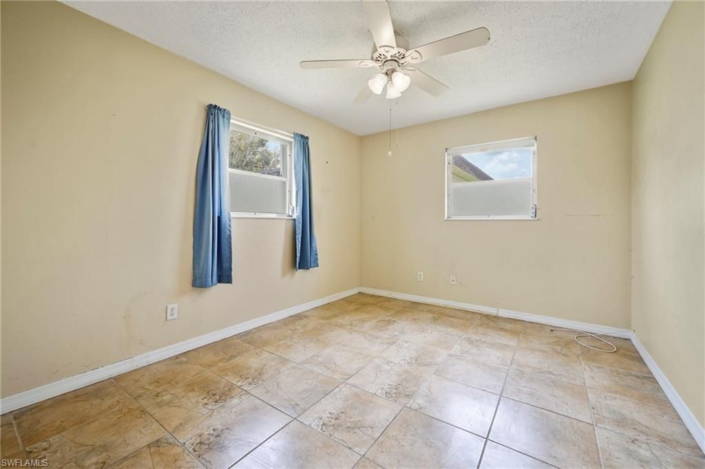 8 Tangerine Ct , Lehigh Acres, FL 33936 Photo
