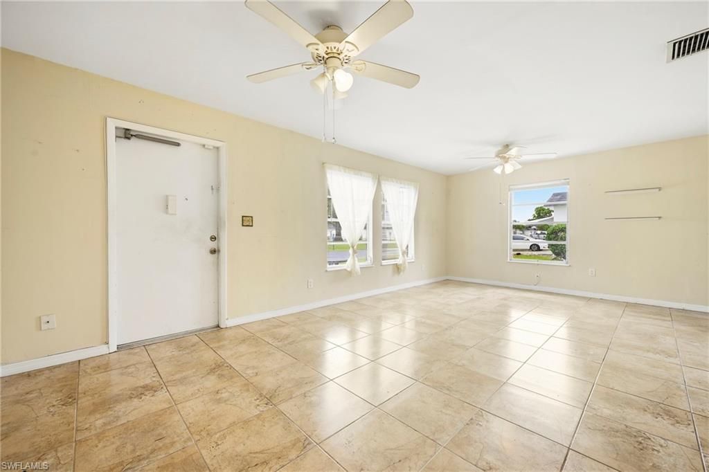 8 Tangerine Ct , Lehigh Acres, FL 33936 Photo