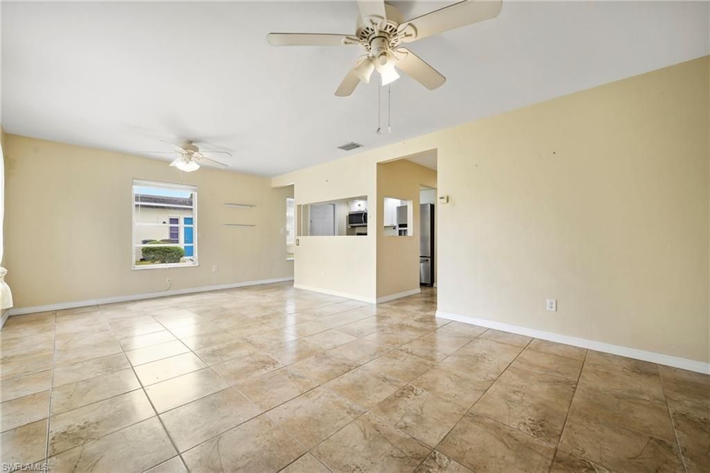 8 Tangerine Ct , Lehigh Acres, FL 33936 Photo