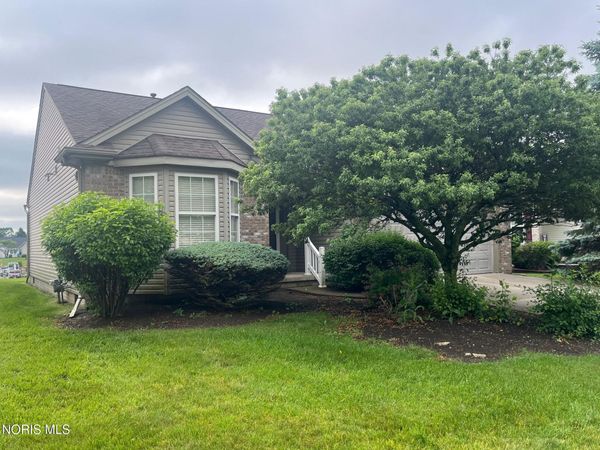 4845 Waterbury Lane , Maumee, OH 43537