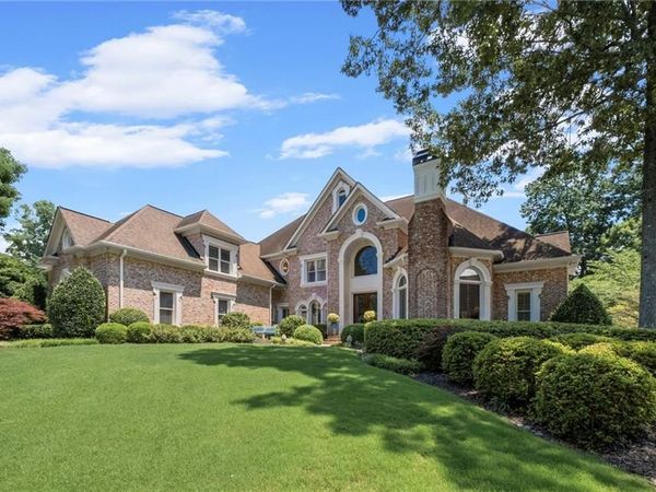 6630 Sunbriar Drive, Cumming, GA 30040