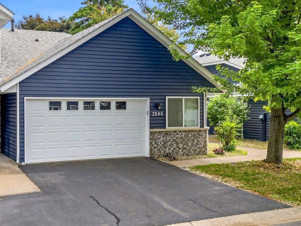 3246 Edgerton Street, Vadnais Heights, MN 55127