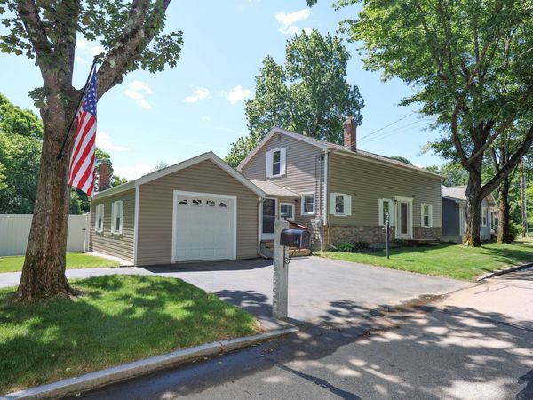 54 College Avenue, Manchester, NH 03102