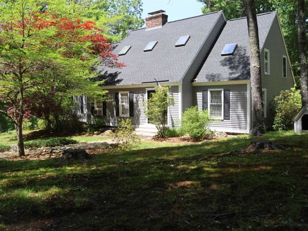 85 Stowell Road, Bedford, NH 03110
