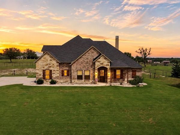 115 Trace Drive , Weatherford, TX 76087