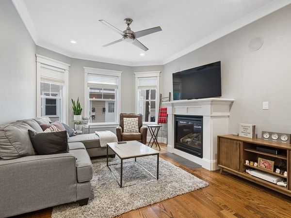 6 Sea View Ter, Unit 1, Boston, MA 02125