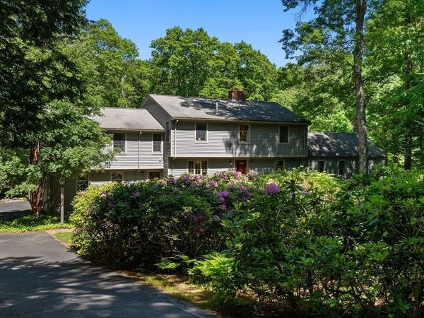 41 Great Rock Rd, Sherborn, MA 01770