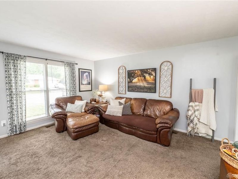 1234 Gettysburg Drive, Troy, OH 45373 Photo 4