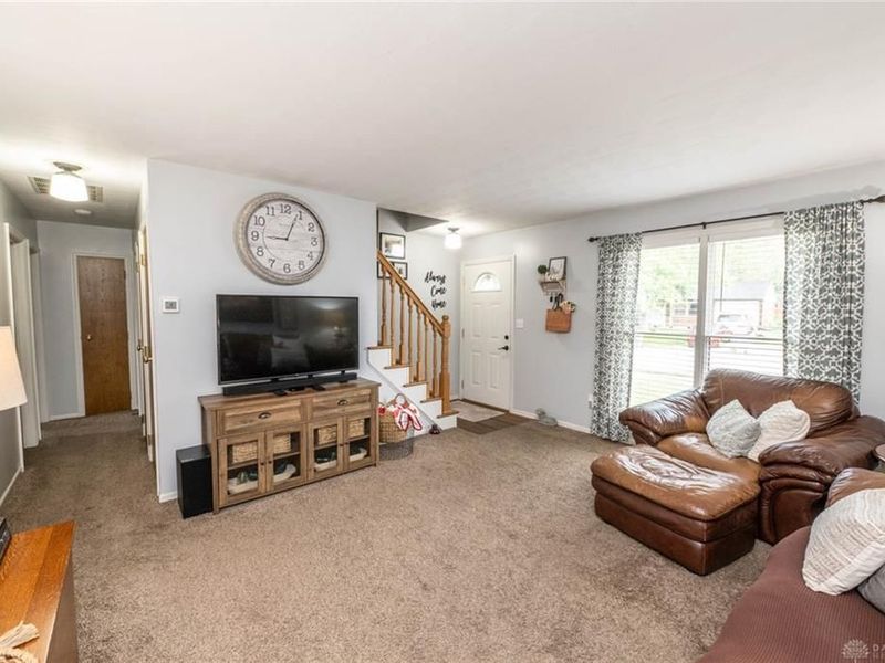1234 Gettysburg Drive, Troy, OH 45373 Photo 5