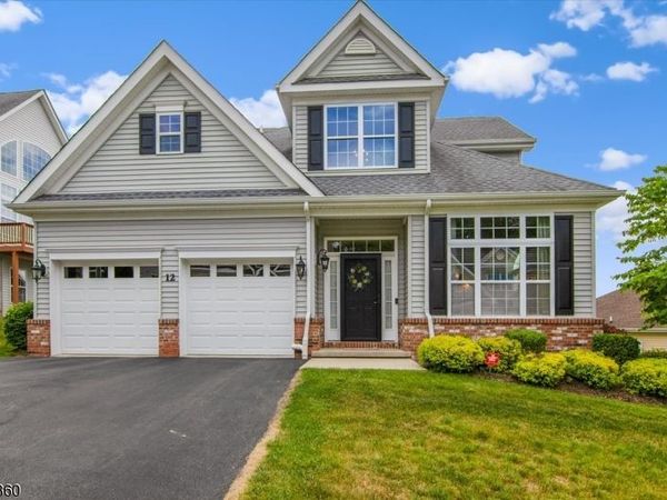 12 Harrison Way, Mount Arlington, NJ 07856