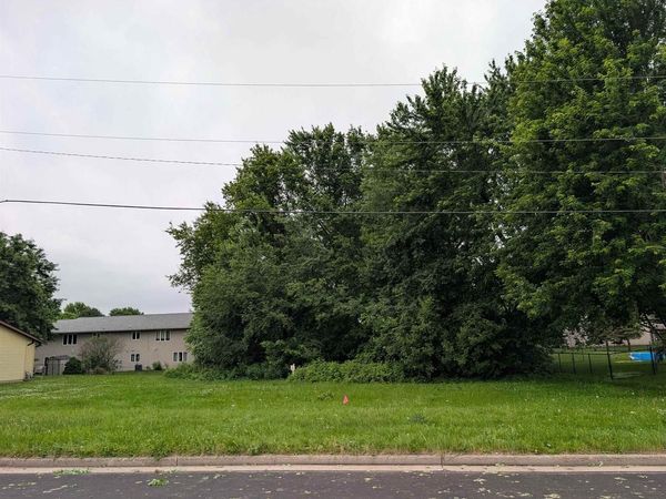 325 Jefferson Street, Deforest, WI 53532